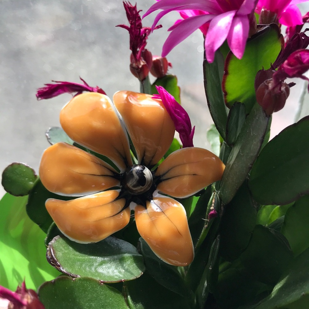 Vintage enameled flower pin